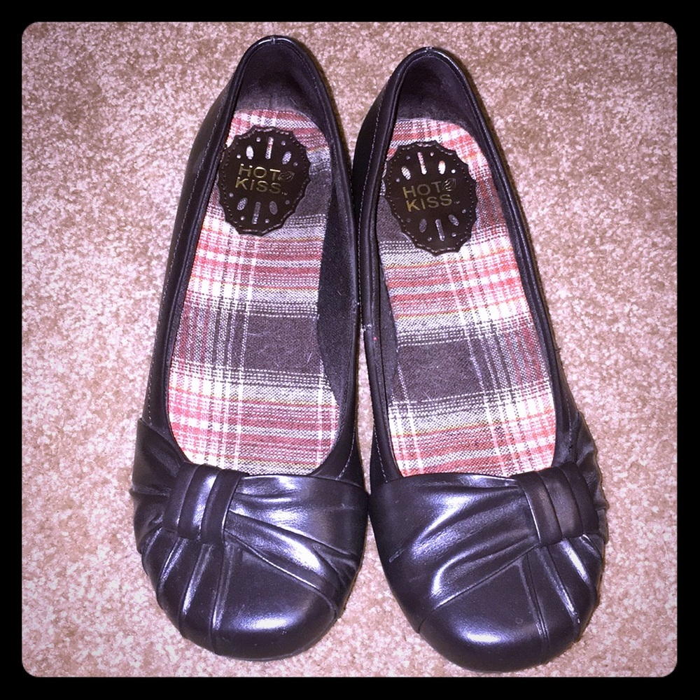 Hot Kiss chocolate brown flats